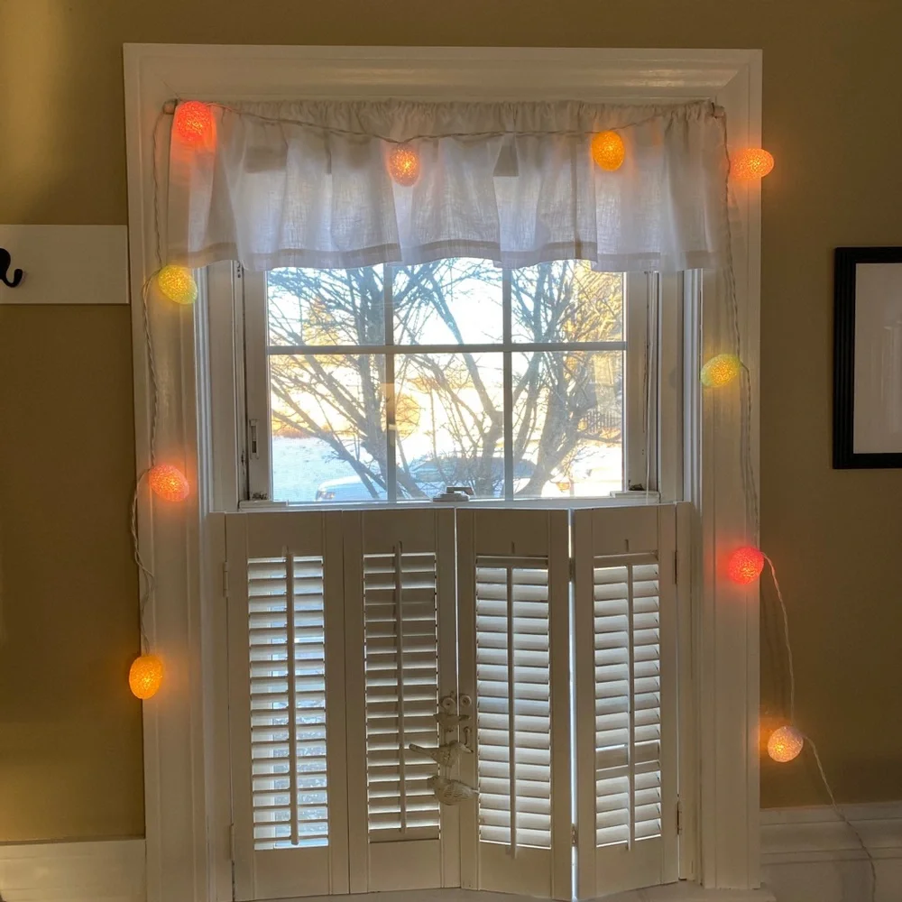 2 lighted colored egg garlands
